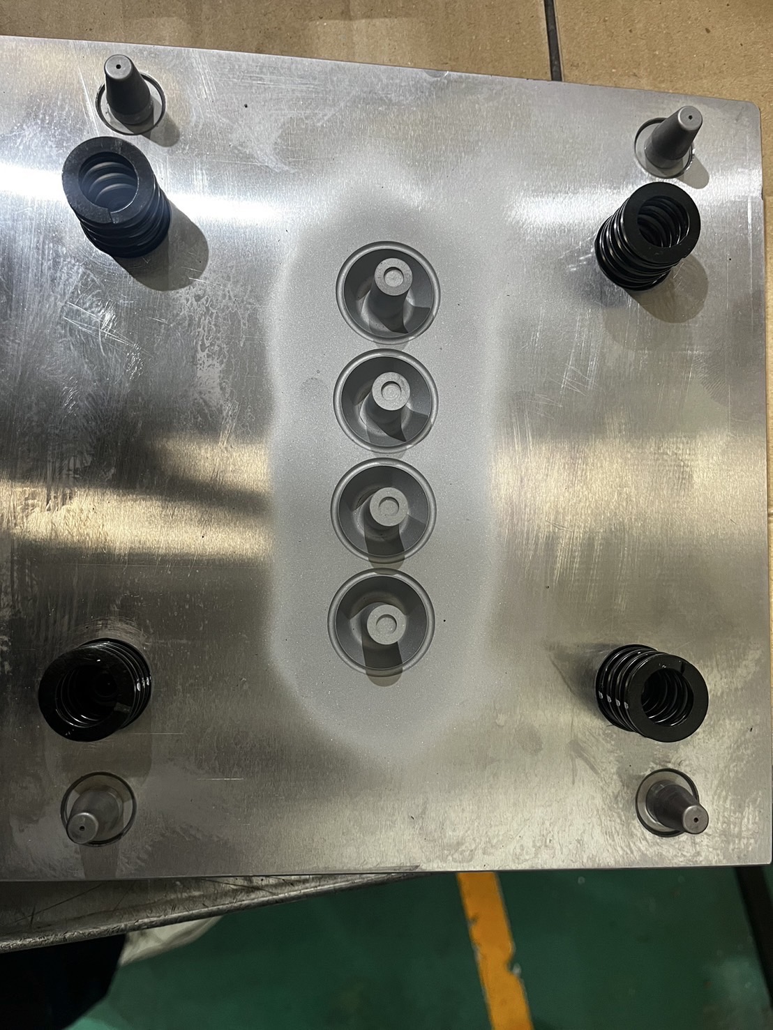 ゴムストッパー向け試作型のブラスト処理・改造